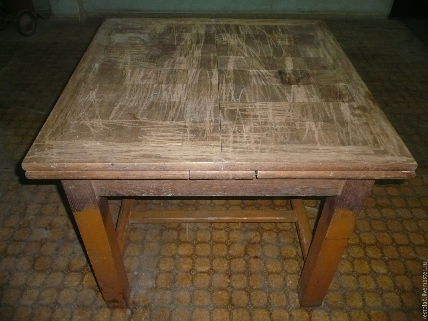 реставрация старого обеденного стола