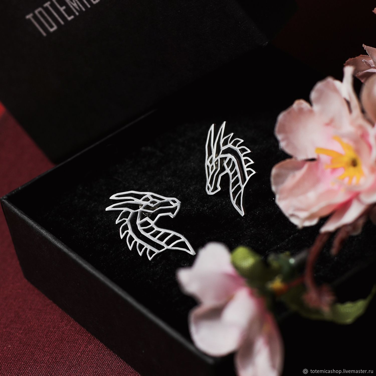 Dragon Earrings | Silver | Geometry Collection, Stud earrings, Moscow,  Фото №1