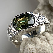 Украшения handmade. Livemaster - original item Ring with Yellow Green Unheated Sapphire (2,14ct) Silver. Handmade.