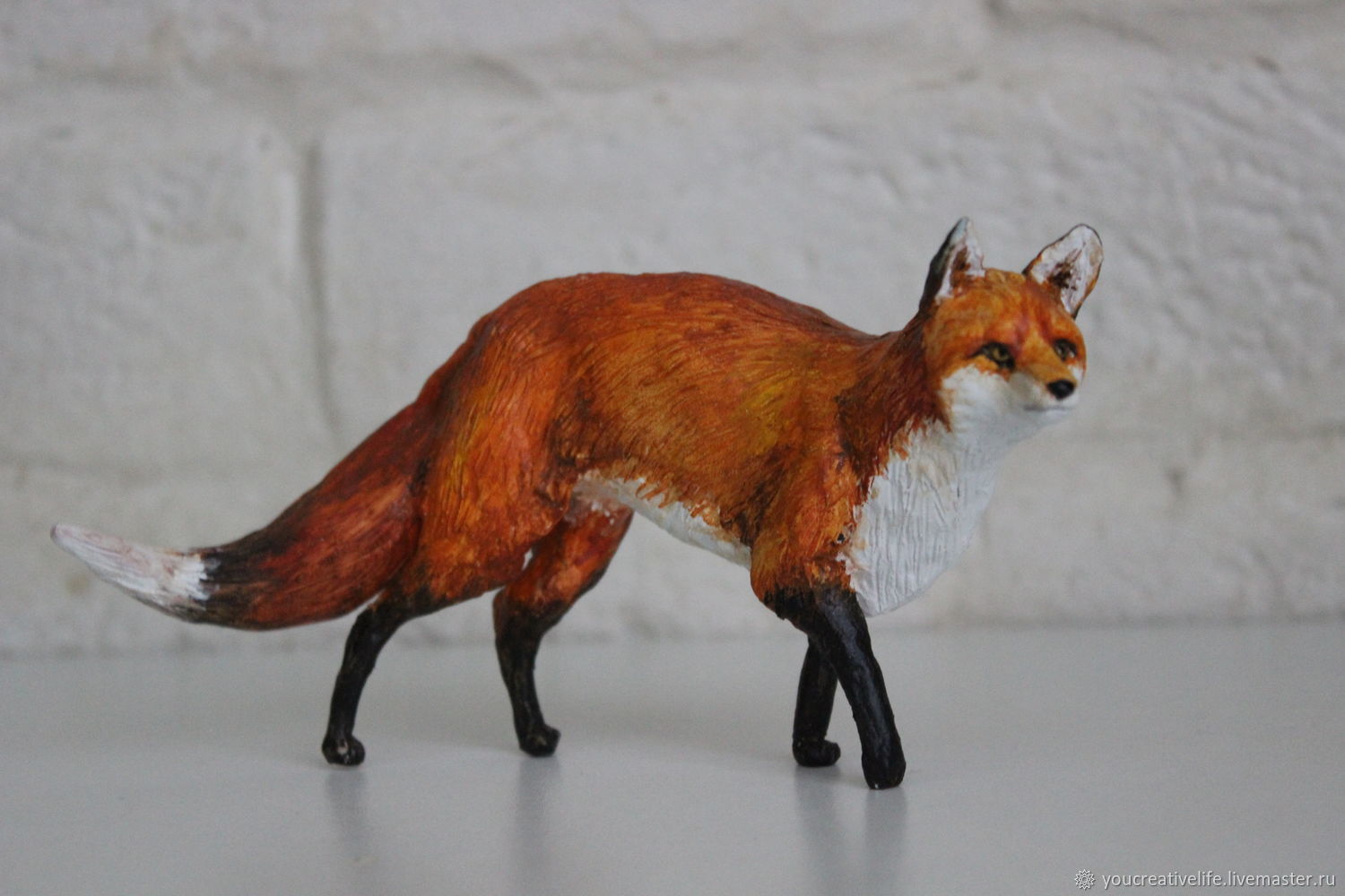 Игрушки из ваты елена злоказова. Лисичка из ваты. Лиса игрушка из ваты. Лисичка из ваты. Елочная игрушка лис из ваты.