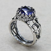 Серебряное кольцо с черным жемчугом "Вихри Вселенной"