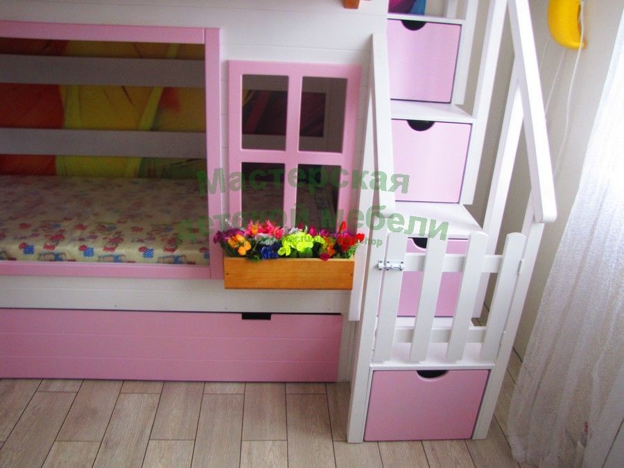 Детская комната кровать с горкой