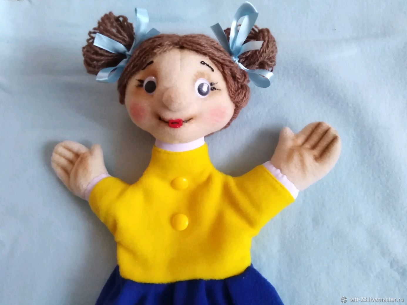 Кукольная перчатка девочка