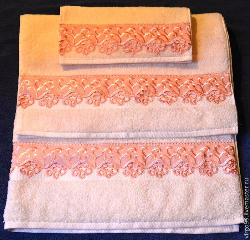 Старое махровое полотенце. Декоративные полотенца. Полотенце с кружевами. Полотенце с кружевом. Тканевые полотенца.