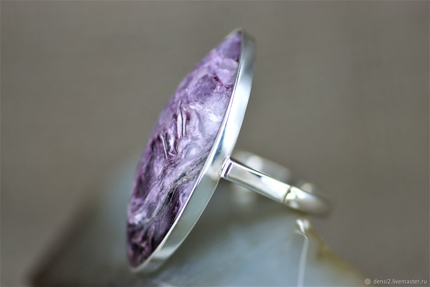 Кольцо фиолетовое из аметиста красивое
