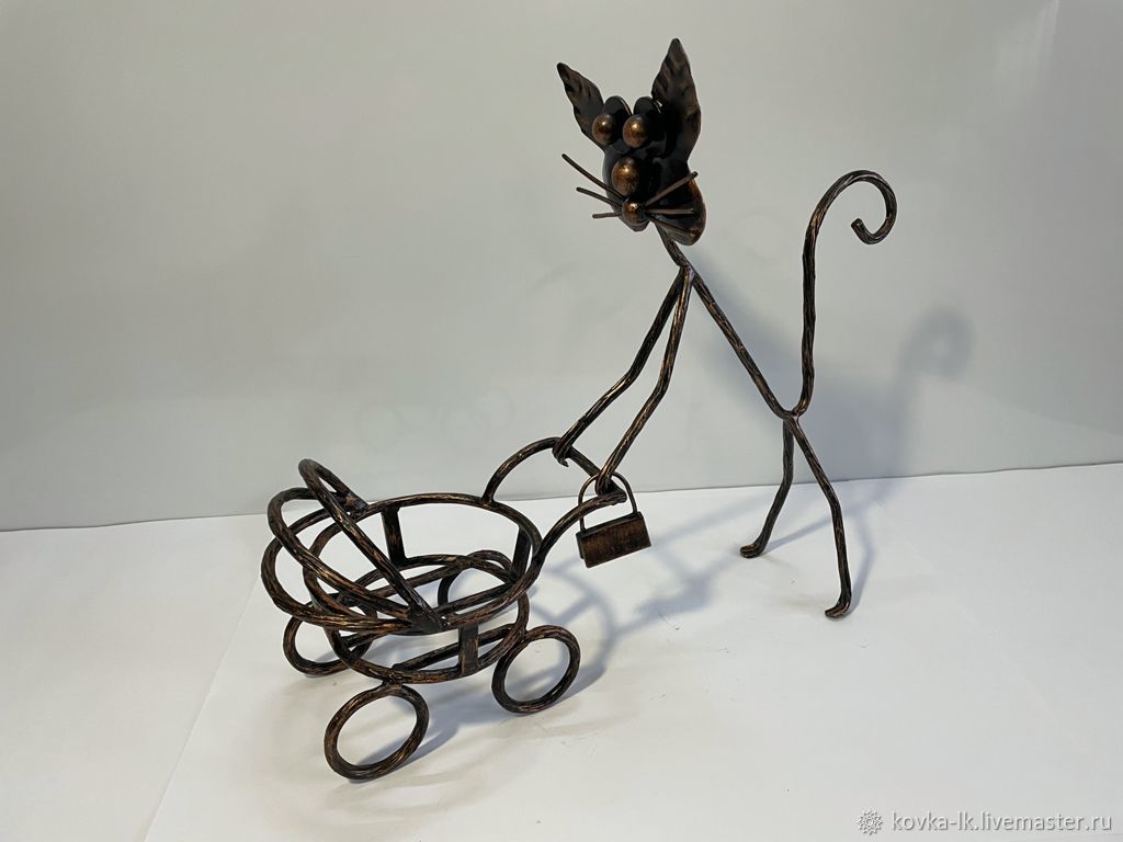 Цветочные подставки: Цветочник кованый кот мама с коляской купить в ...