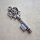 Фурнитура для создания украшений. Ключ винтажный. Подвеска для кулона в виде ключа. Цвет ключа античное серебро. Размер ключа 5х1,8 см.