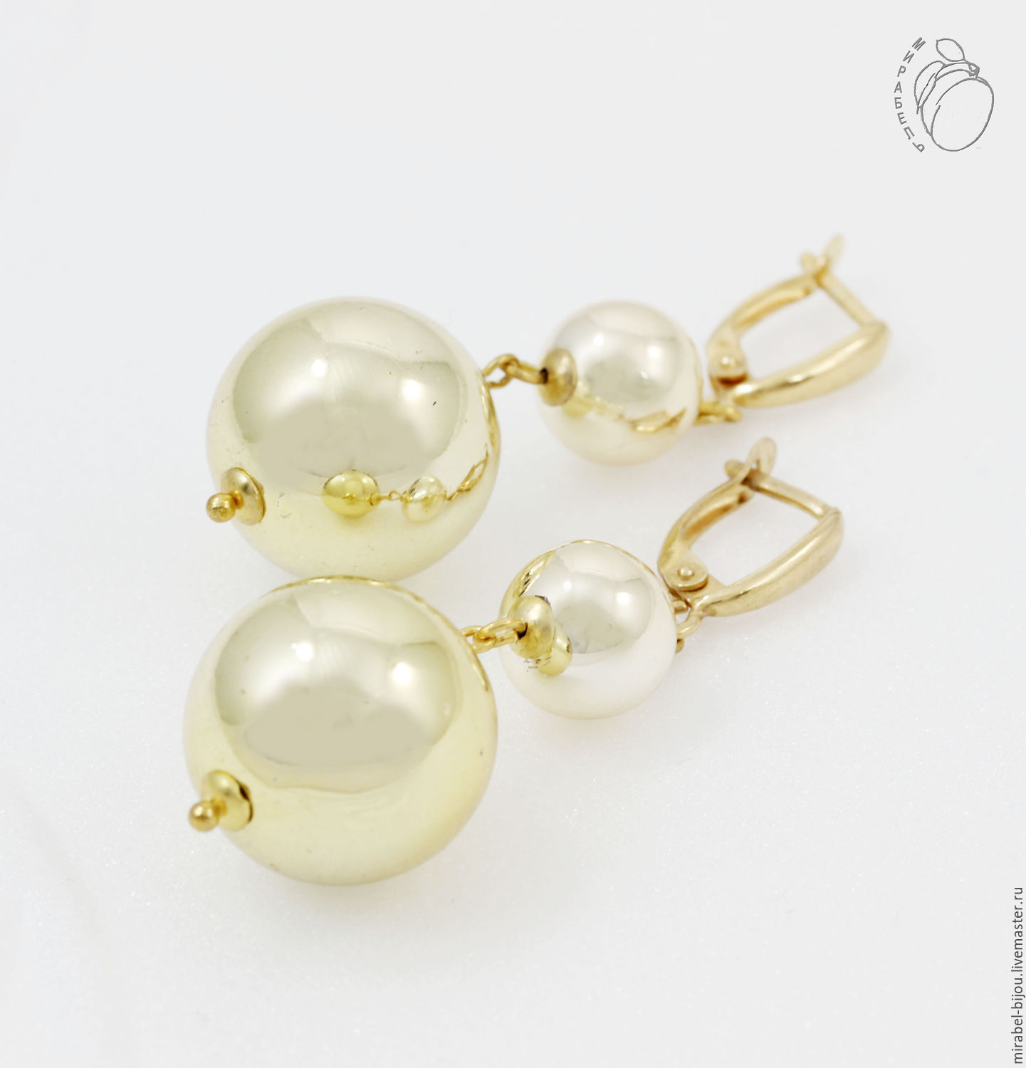 Серьги Gold. Крупные, легкие, золотые шары. Праздничные, вечерние ...