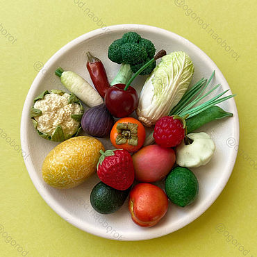 Фрукты, овощи и ягоды из разных материалов