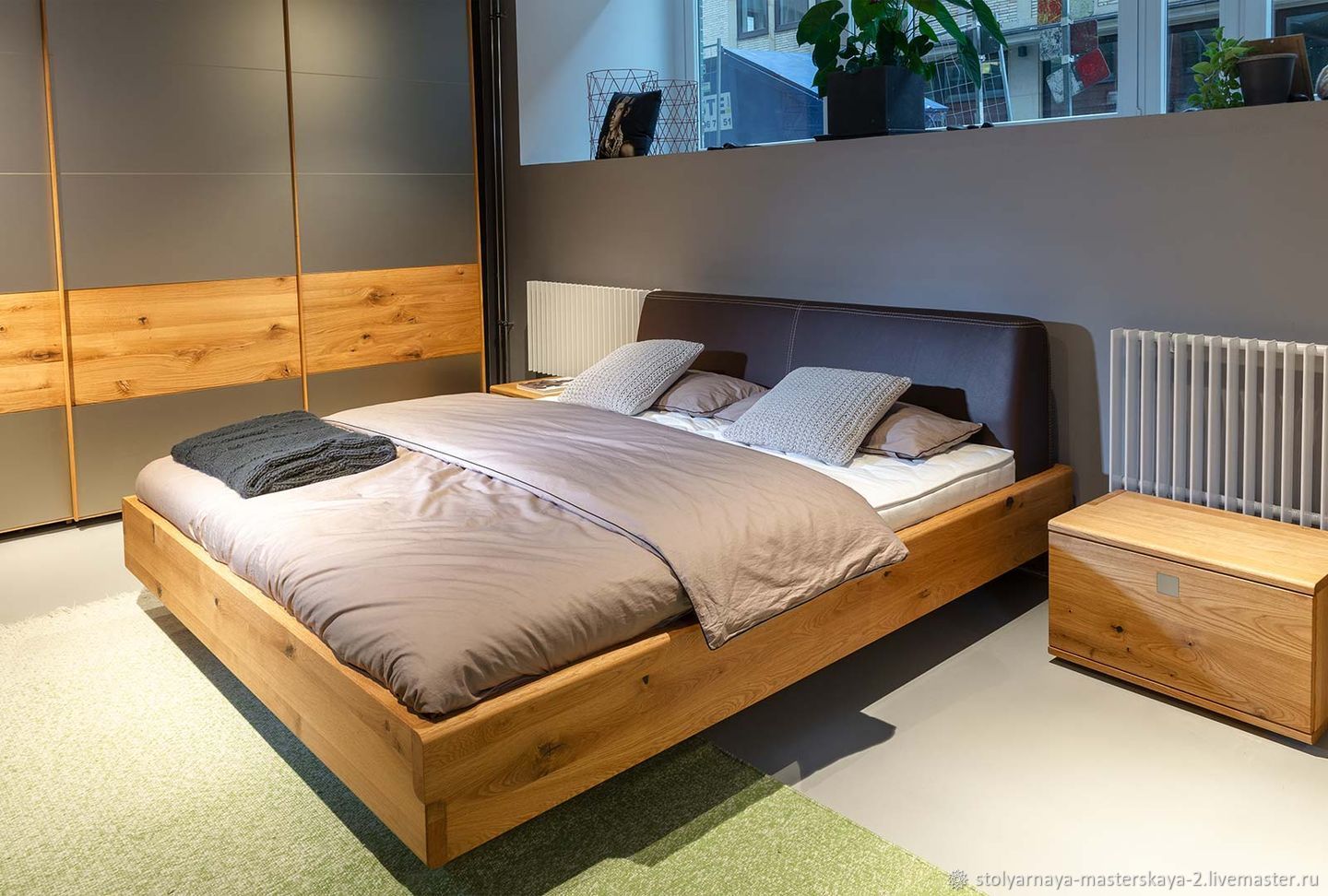 Кровать из массива дерева картинки