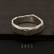 ring: Silver ring 