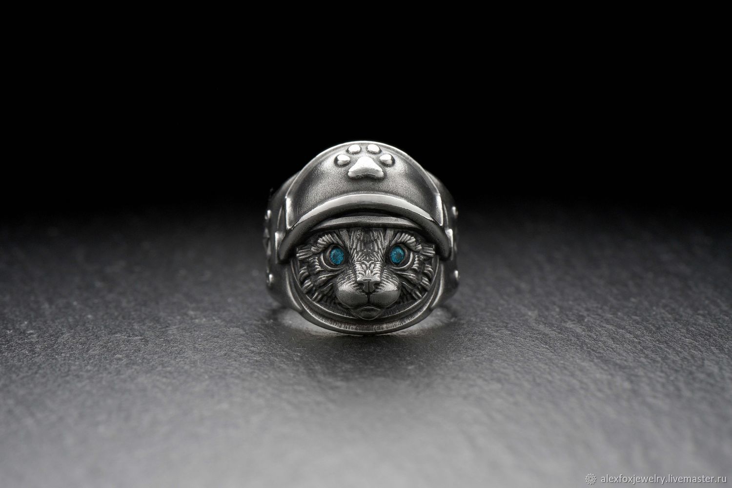 Кольцо с котом