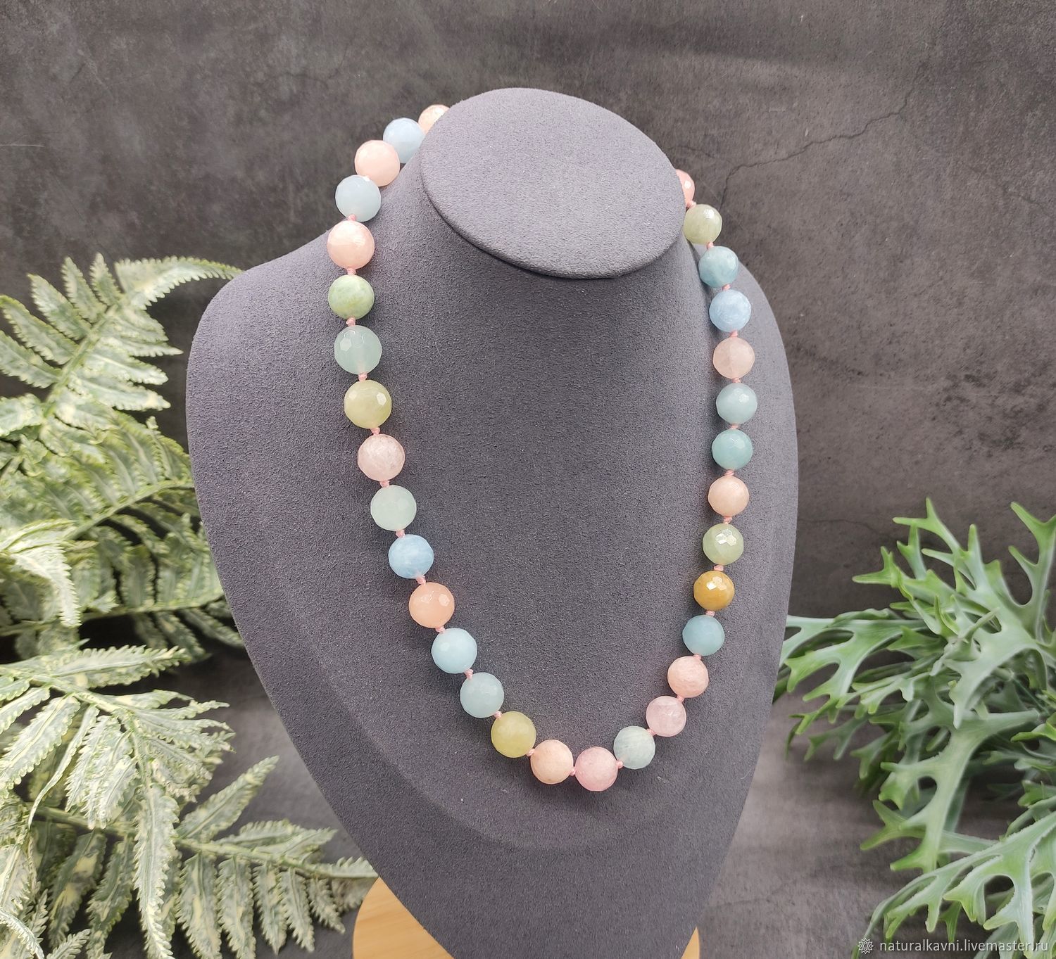 Бусы натуральный камень берилл с огранкой купить в интернет-магазине ...