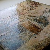 Картина Воробей на осенней ветке с листочками (охра, терракотовый)