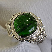 Ring with jade Energy