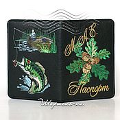 Обложка на паспорт вышитая  "Викторианские розы"