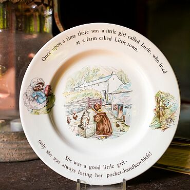 Винтаж ручной работы. Ярмарка Мастеров - ручная работа Винтаж: Тарелка Wedgwood с ежихой Тигги Винкл, Англия, 1980 г.. Handmade.