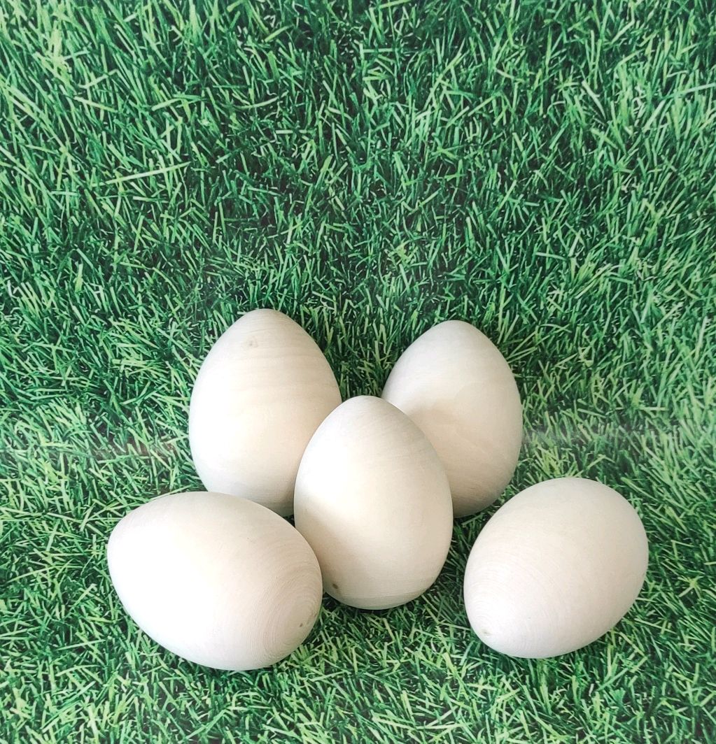 Нижегородцев научили расписывать страусиные яйца к Пасхе | Информационное агентство «Время Н»