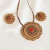 Украшения handmade. Livemaster - original item Set of birch bark jewelry with amber. Pendant and earrings. Handmade.