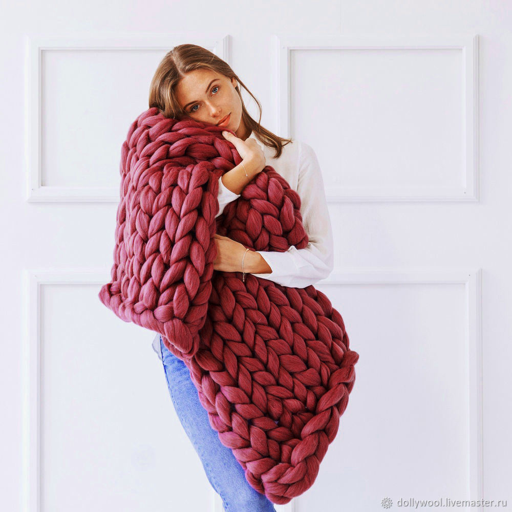 Плед крупной вязки Dollywool 100x150 см, цвет слива в интернет-магазине ...