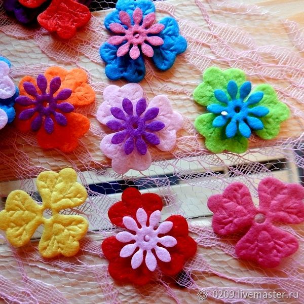 Цветочки из фетра. Мультяшки с цветами картинки. Букет цветов на 9 мая. Цветок день победы. Цветочки 23.