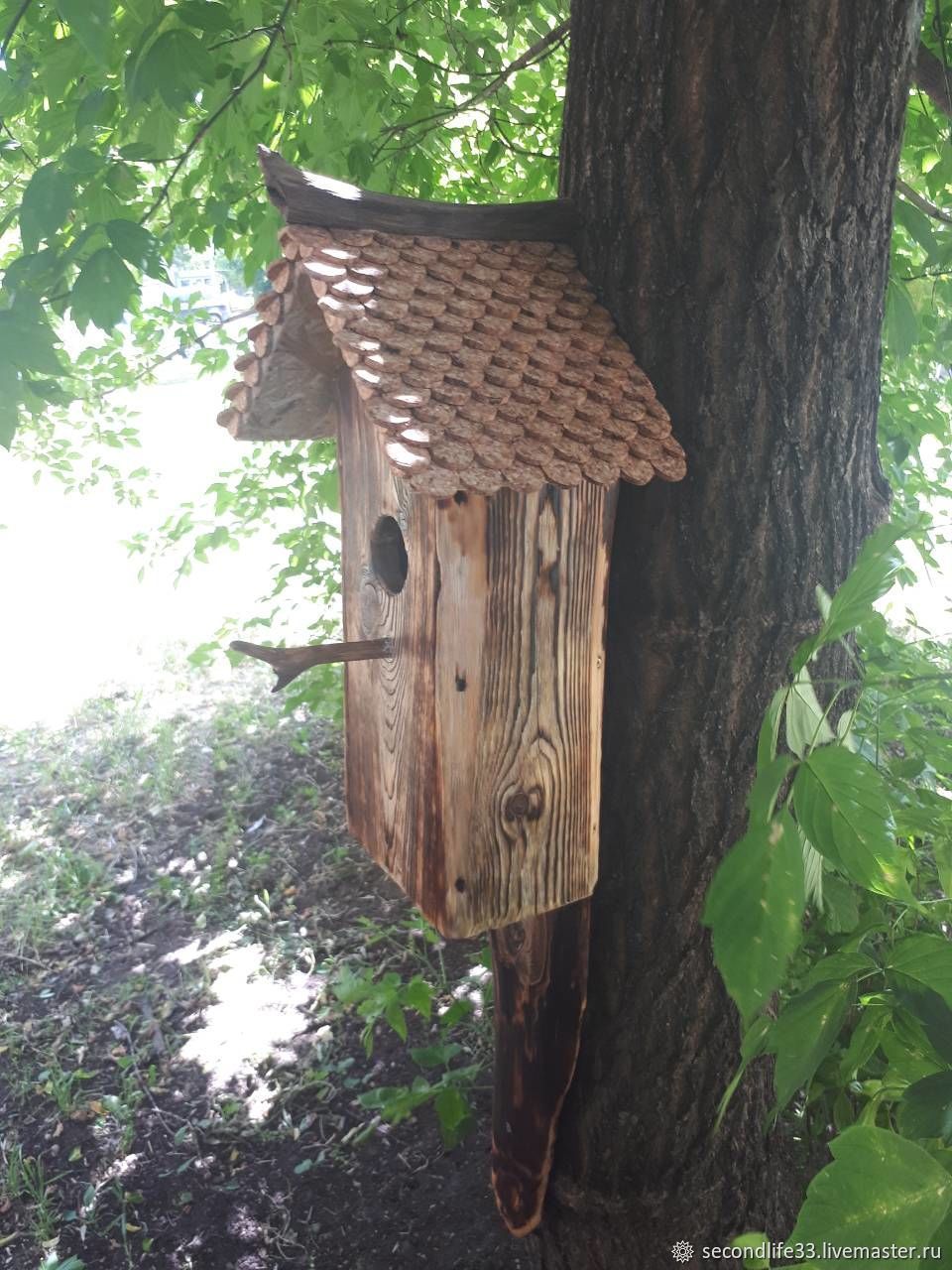 Скворечник из пробок