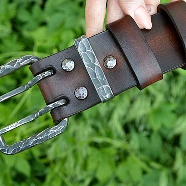 Аксессуары ручной работы. Ярмарка Мастеров - ручная работа Мужской кожаный ремень "старая наковальня 2" Коричневый. Handmade.