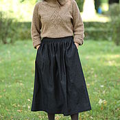 Linen skirt with podobnikar