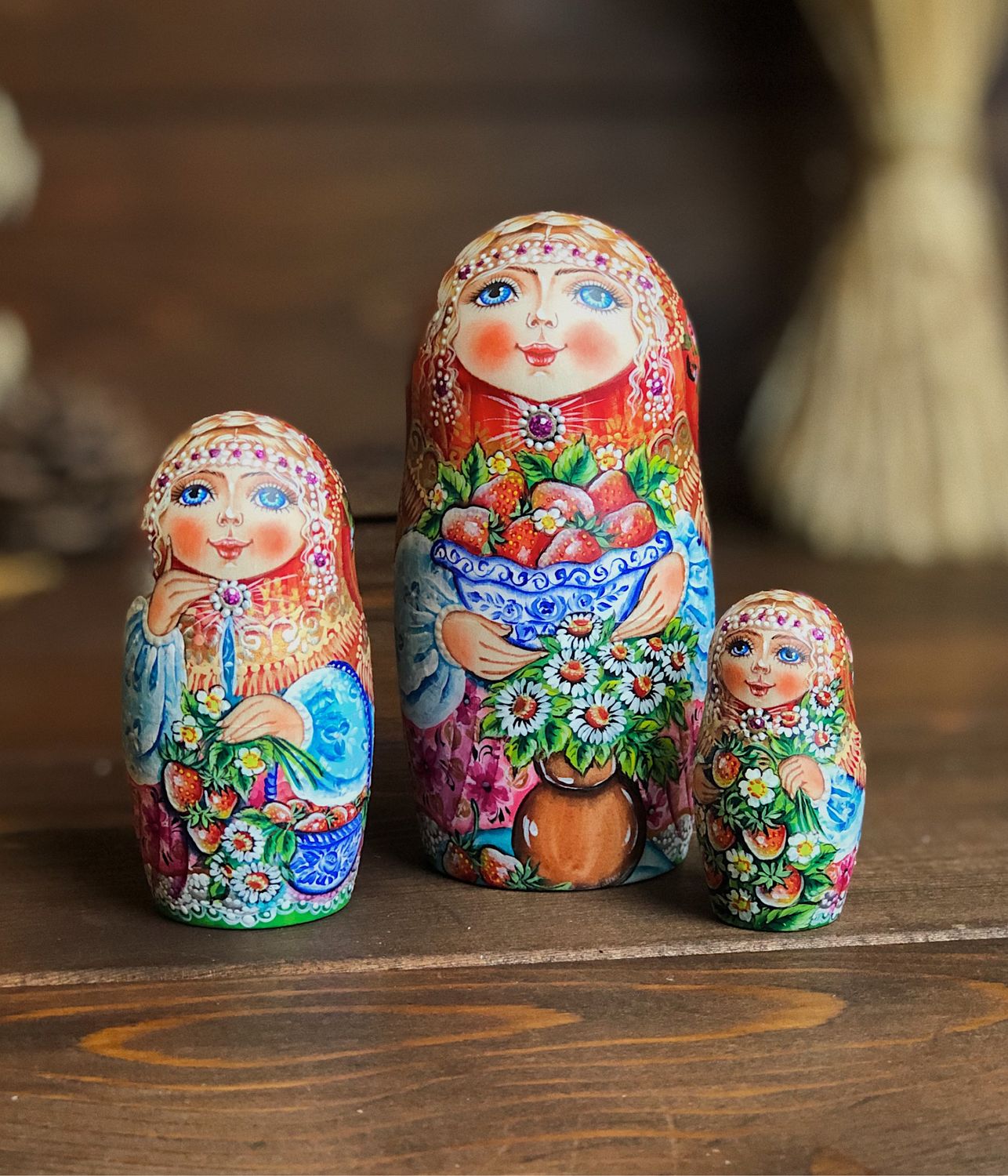 Матрешка Земляничная 18 см , 5 мест в интернет-магазине на Ярмарке ...