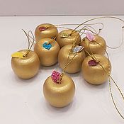 Сувениры и подарки handmade. Livemaster - original item Christmas decorations: Golden apples on the Christmas tree, an array of beech. Handmade.