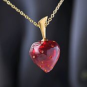 Украшения handmade. Livemaster - original item Red strawberry pendant on a chain. Handmade.