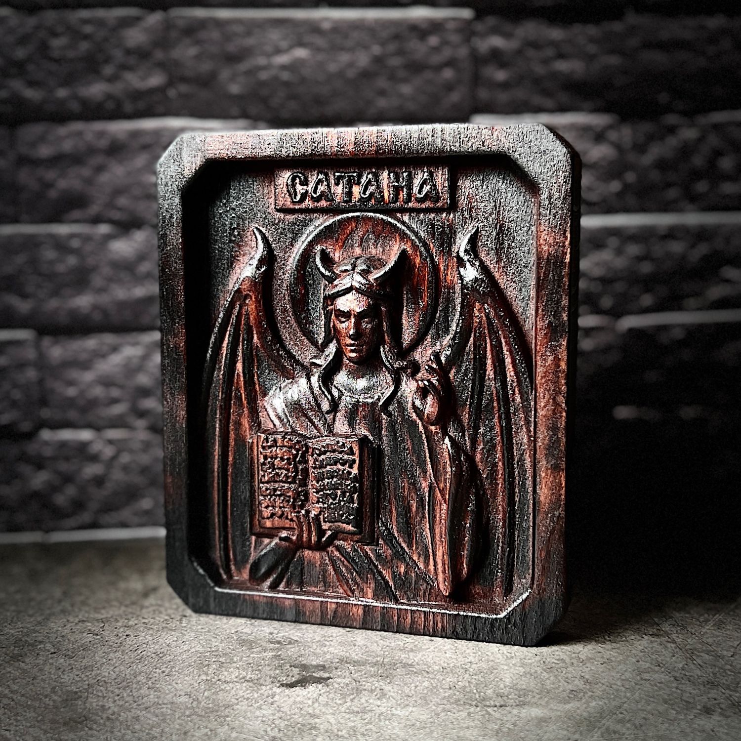 Сатана SATAN чёрная икона на алтарь из дуба