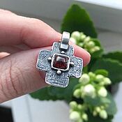Серебряное кольцо с крупным аметистом