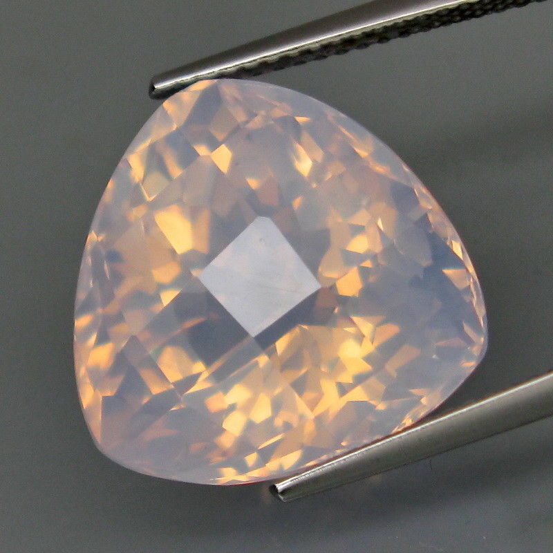 Аметист - 16 X 16 X 11.3 mm
14.44 Cts 