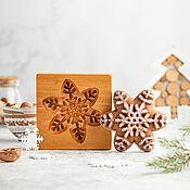 NEW YEAR'S TOYS, 3 pc. wooden gingerbread/honeycake mold