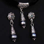 Украшения handmade. Livemaster - original item Choker and earrings with black pearls. Suede velvet. Handmade.