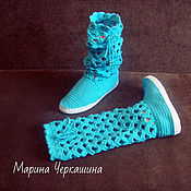 Knitted shoes. Boots women's. Knitted women shoes