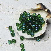 Материалы для творчества handmade. Livemaster - original item Round Beads 4 mm Green Rainbow 40 pcs. Handmade.