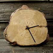Для дома и интерьера handmade. Livemaster - original item Table clock made of pine with bark. Handmade.