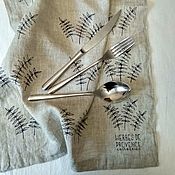 Льняное  постельное белье с рюшами и шитьем в пыльно бирюзовом цвете
