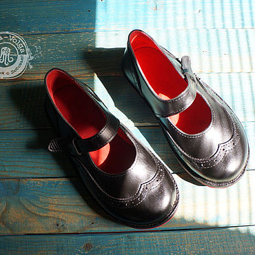 Обувь ручной работы. Ярмарка Мастеров - ручная работа Сандалии: "Black and red". Handmade.
