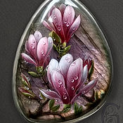 Украшения handmade. Livemaster - original item Pendant: Magnolias-painting on a pendant with a labrador. Handmade.