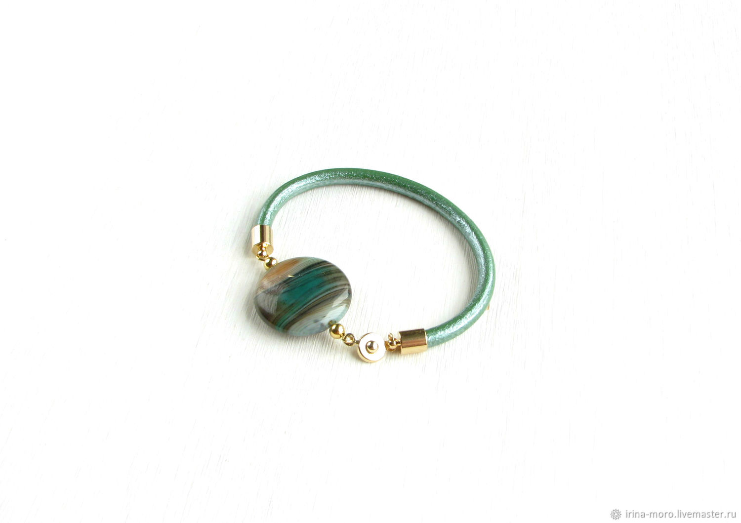 Браслет "Лесная мелодия"стильный дизайнерский зеленый браслет с камнем
