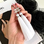 Украшения ручной работы. Ярмарка Мастеров - ручная работа Chanel in white white light snow silk rhodium enamel brush earrings. Handmade.