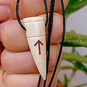 Фен-шуй и эзотерика handmade. Livemaster - original item Rune Teyvaz . Pendant-fang from a sperm whale tooth.. Handmade.