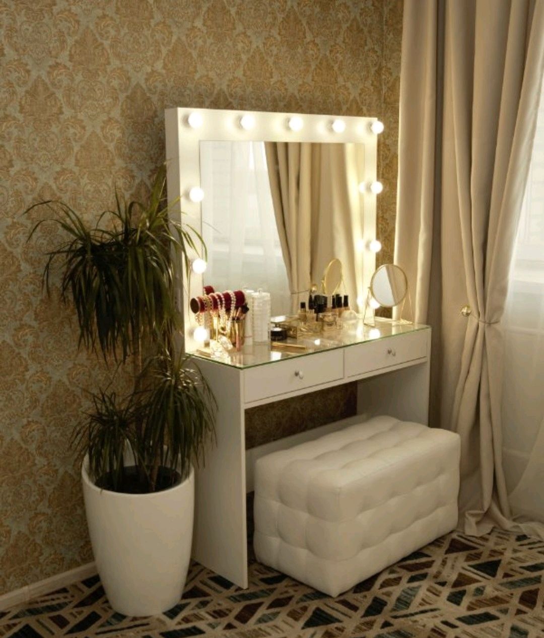 гримерное зеркало с лампочками и столиком