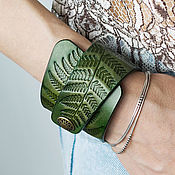 Украшения handmade. Livemaster - original item A leather bracelet Green, a collection of 
