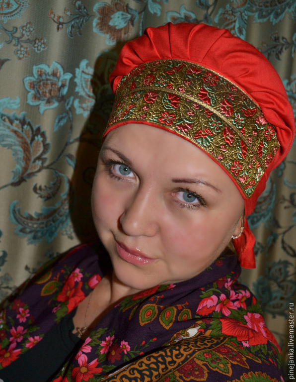 Платок на голову в русском стиле