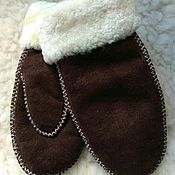 Аксессуары handmade. Livemaster - original item Women`s sheepskin mittens brown. Handmade.