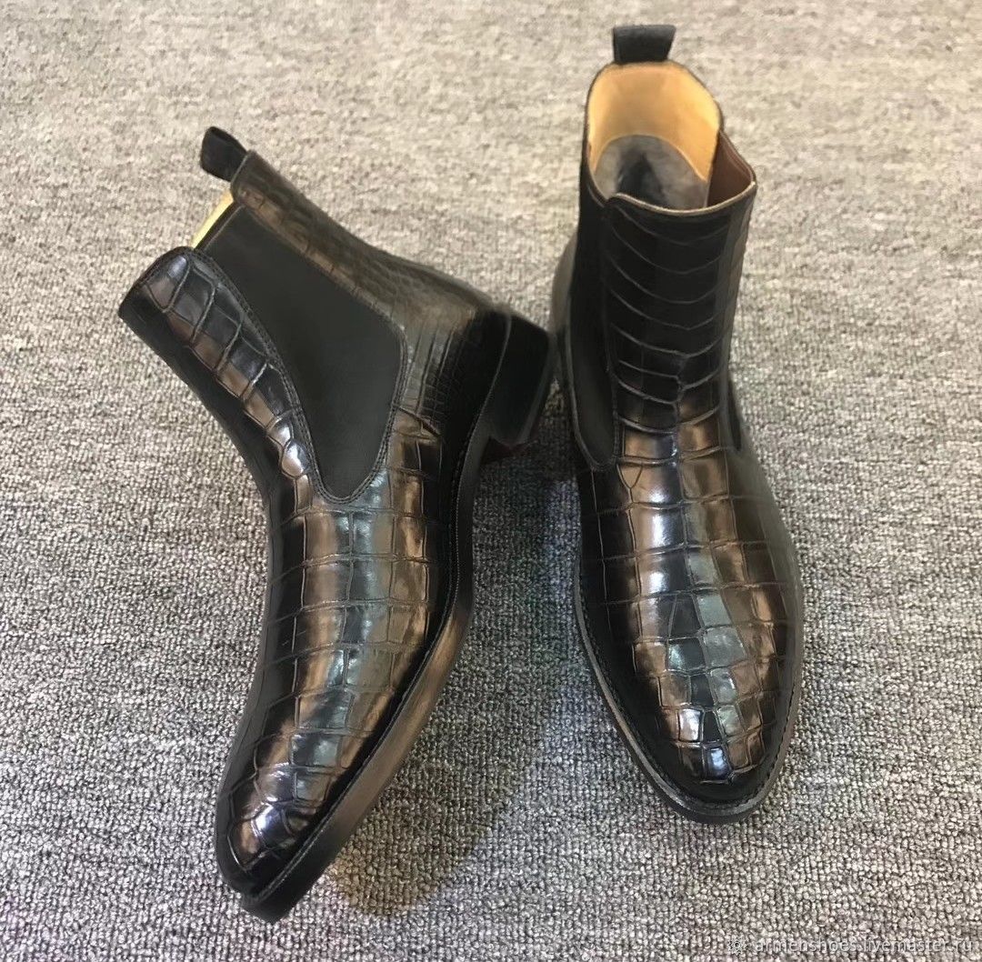 Black crocodile sale chelsea boots